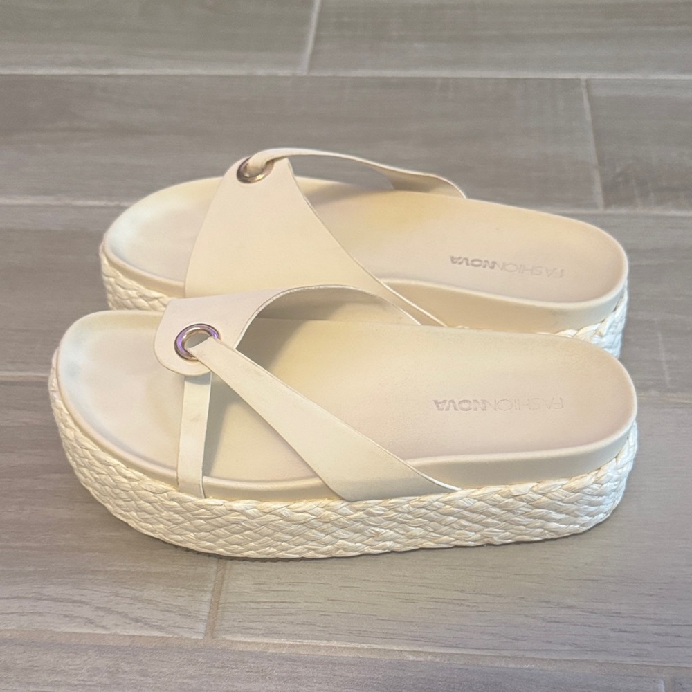 Fashion Nova Beige Platform Slides